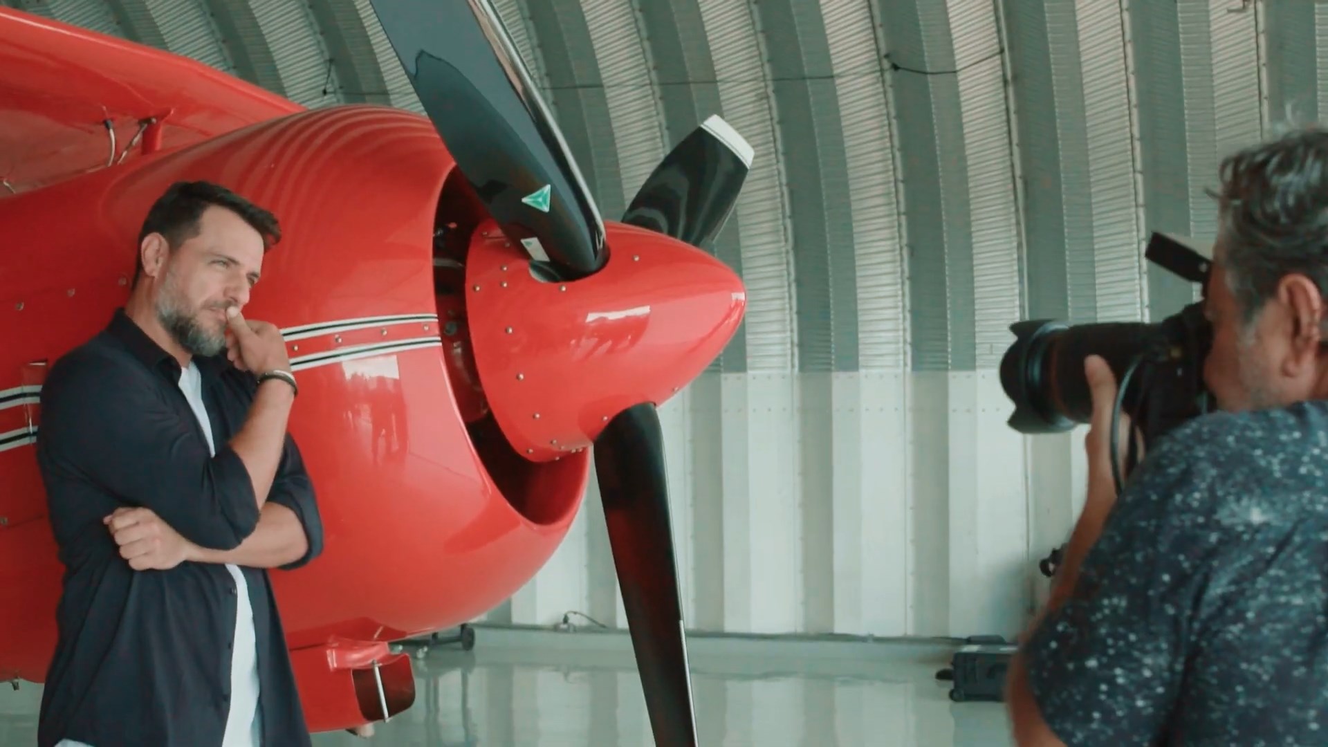 https://e.radikal.host/2025/05/16/Hangar-33-_-Colecao-Take-Off-_-Making-Of.mp4_snapshot_00.27.970.jpg