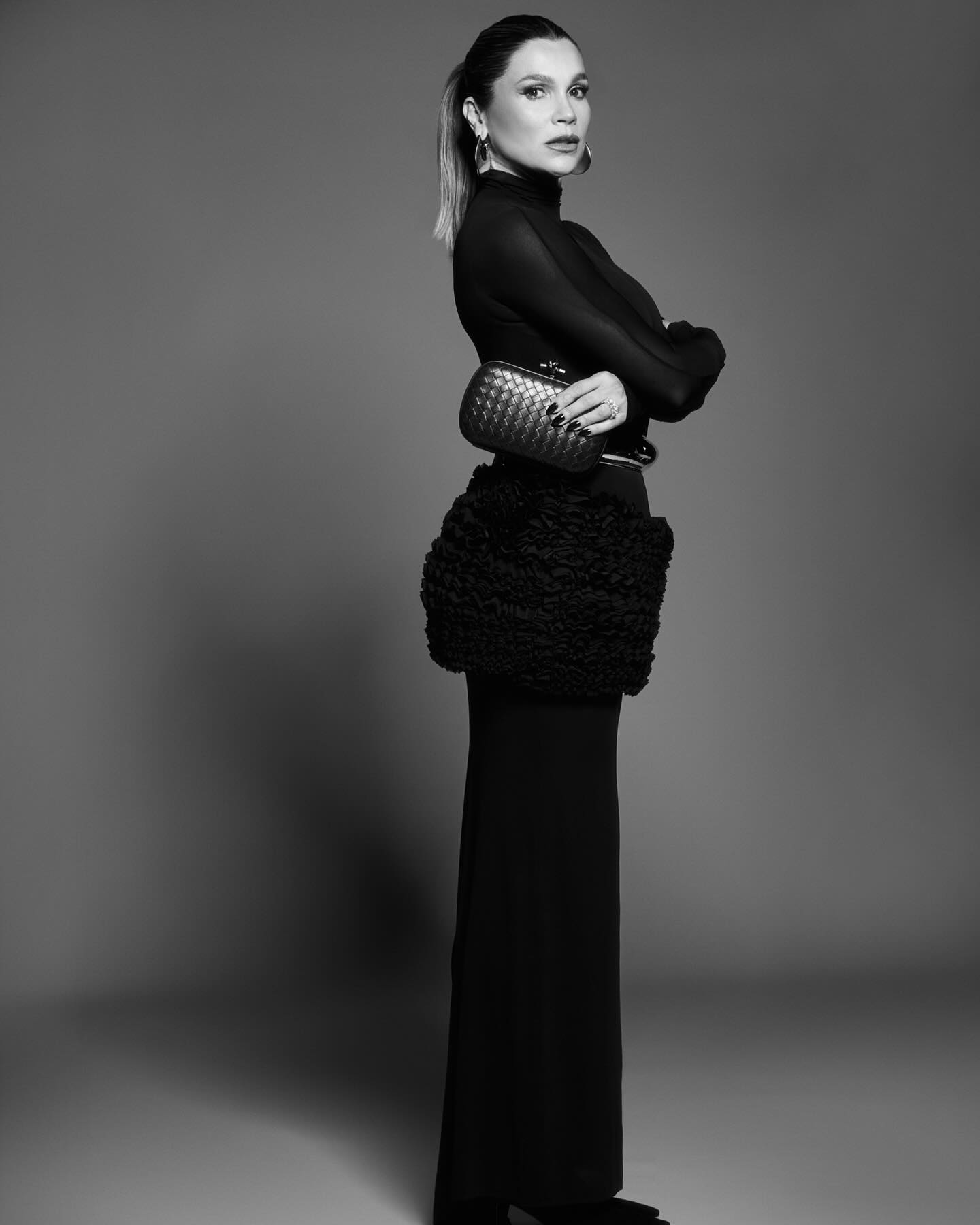 https://e.radikal.host/2025/05/16/flaviaalessandra_1745921389633.jpg