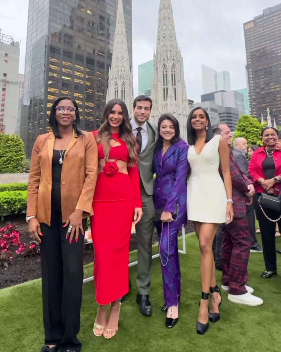 https://e.radikal.host/2025/05/19/SnapInsta.to_499045691_4027859750760410_8430061580710114764_n.jpg