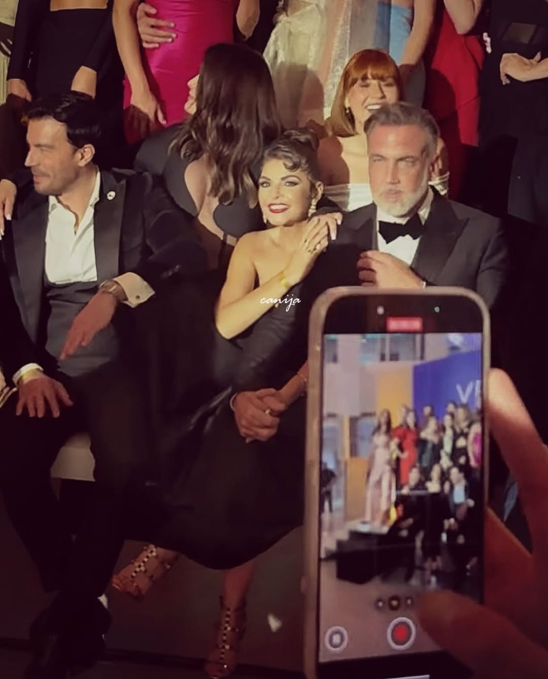 https://e.radikal.host/2025/05/20/SnapInsta.to_496218457_18040849184552126_1788400141617467831_n.jpg