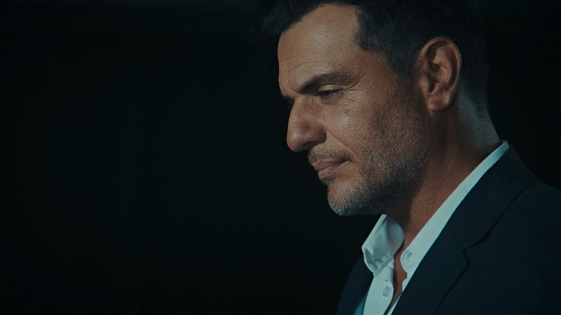 https://e.radikal.host/2025/05/23/RODRIGO-LOMBARDI-x-FRANCIS-BARROS-_-HANGAR-33.mp4_snapshot_00.09.452.jpg