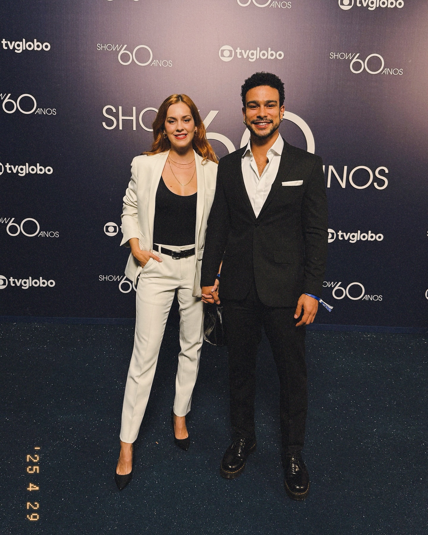 https://e.radikal.host/2025/05/23/sophiaabrahao_1746000408290.jpg