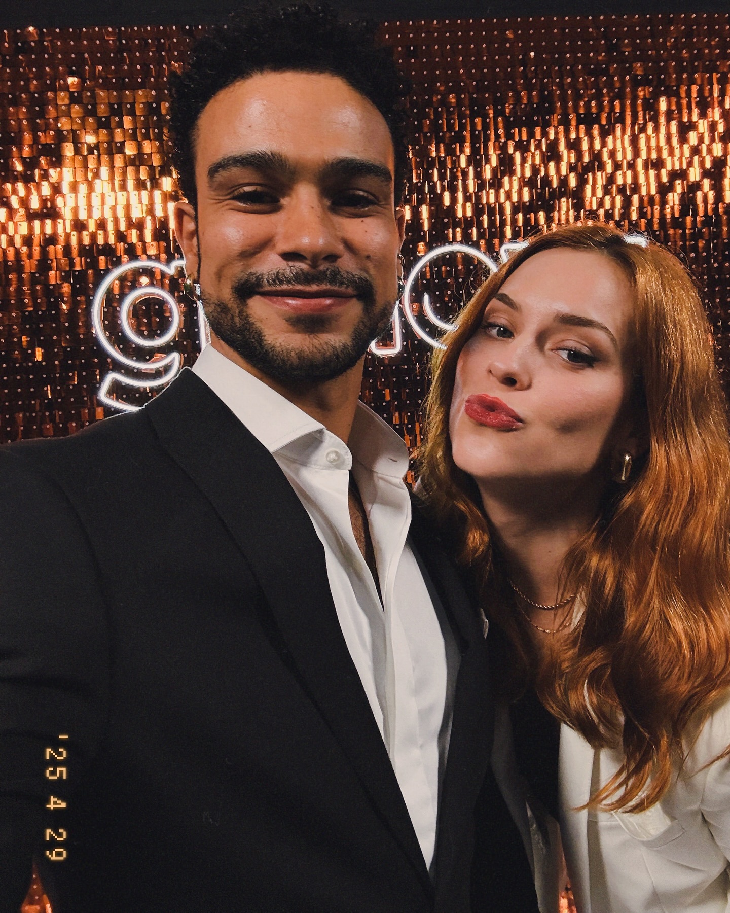 https://e.radikal.host/2025/05/23/sophiaabrahao_1746000433614.jpg
