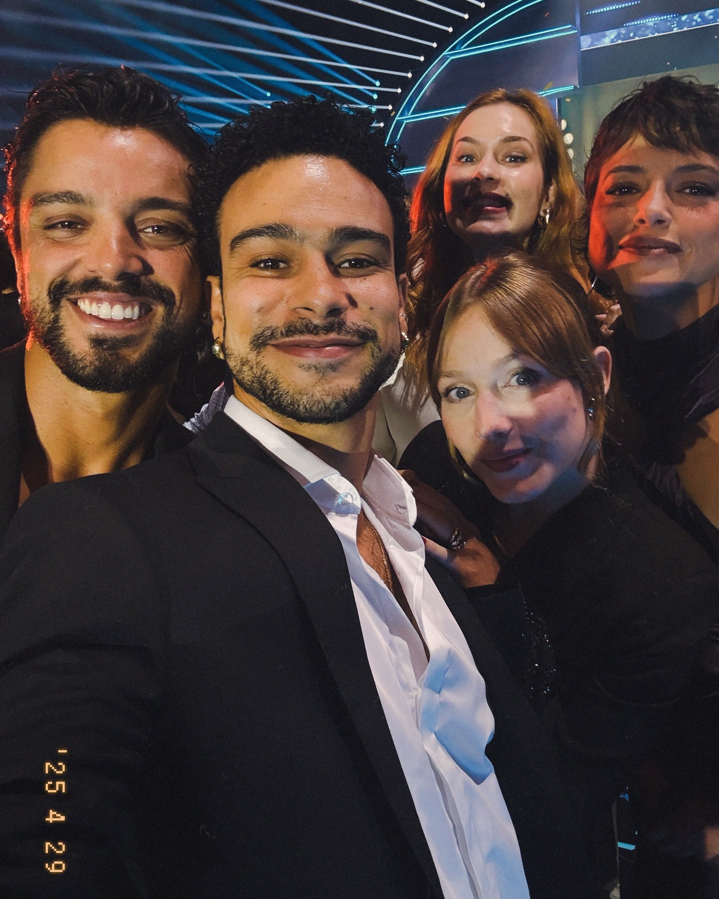 https://e.radikal.host/2025/05/23/sophiaabrahao_1746000438380.jpg