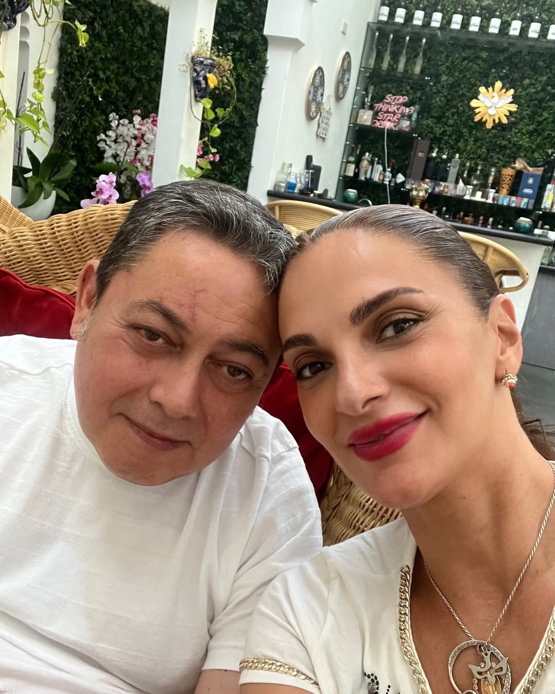 https://e.radikal.host/2025/05/24/SnapInsta.to_495281366_18501360388049983_4238546666516066556_n.jpg