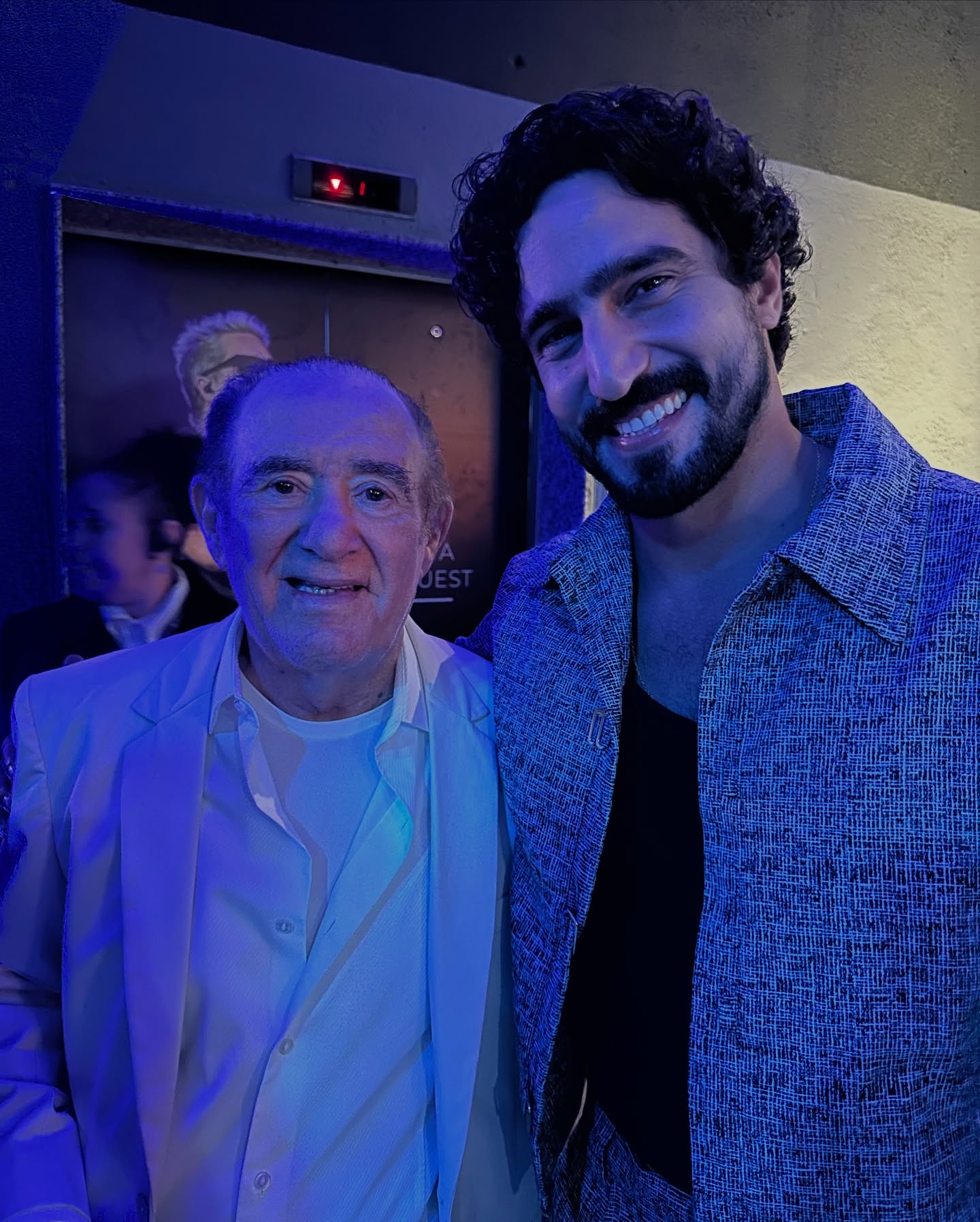 https://e.radikal.host/2025/05/28/renatogoess_1746000060804-1.jpg