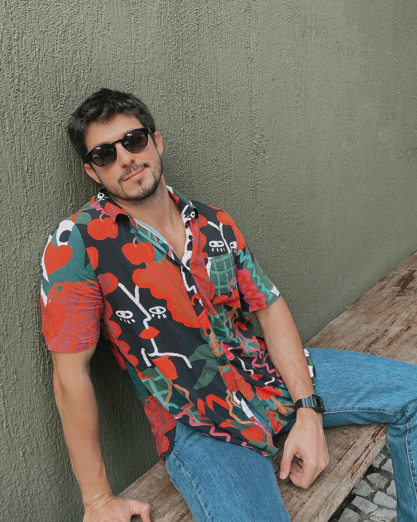 https://e.radikal.host/2025/05/29/igorcosso_1748469726009.jpg