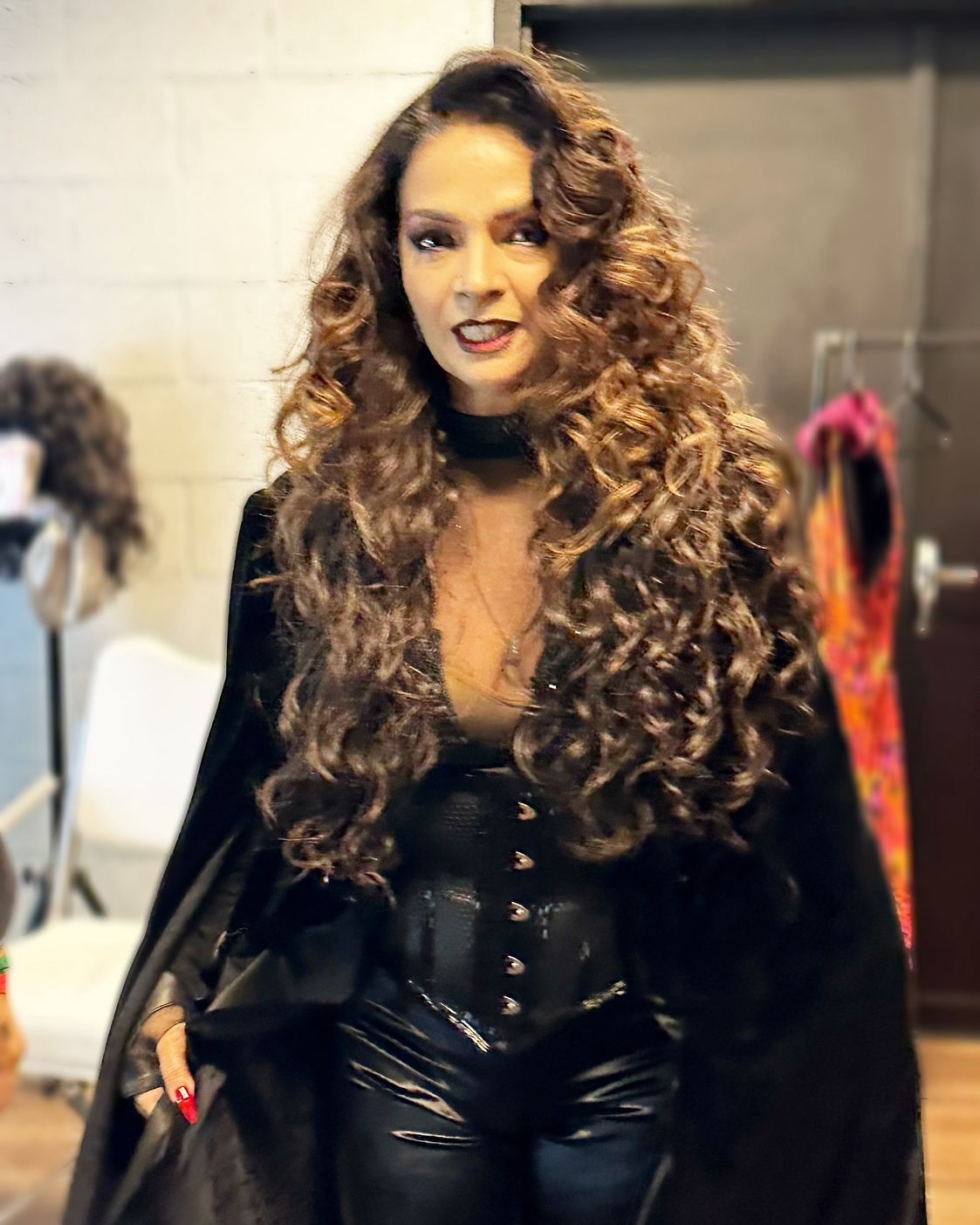https://e.radikal.host/2025/05/30/KLAUDIY-OANA-17.jpg