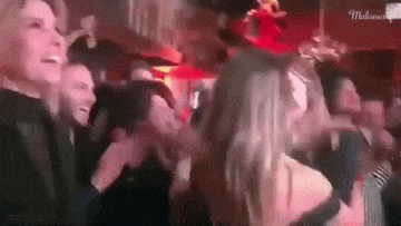 https://e.radikal.host/2025/06/03/3f8d895c7152a9496.gif