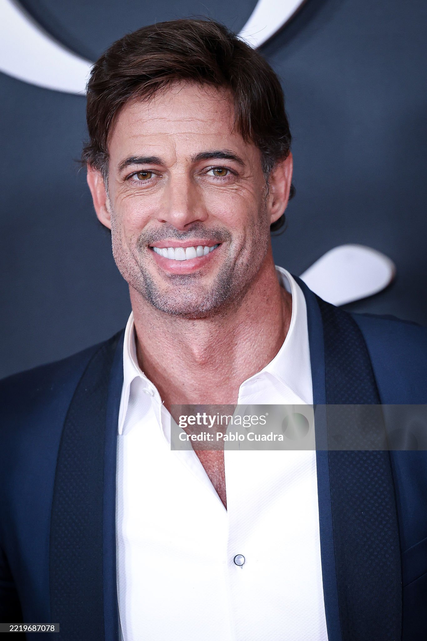 https://e.radikal.host/2025/06/15/gettyimages-2219687078-2048x2048.jpg