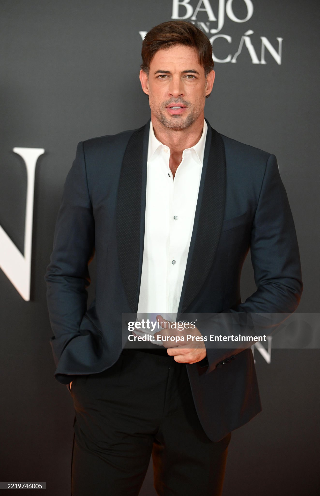 https://e.radikal.host/2025/06/15/gettyimages-2219746005-2048x2048.jpg