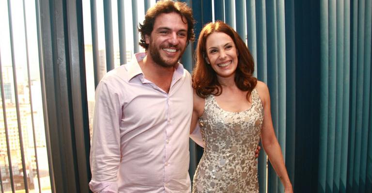 https://e.radikal.host/2025/06/21/img-301232-rodrigo-lombardi-e-carolina-ferraz-os-protagonistas-de-o-ast.jpg