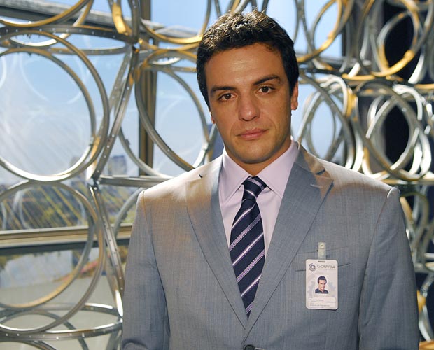 https://e.radikal.host/2025/06/23/mauro03.jpg