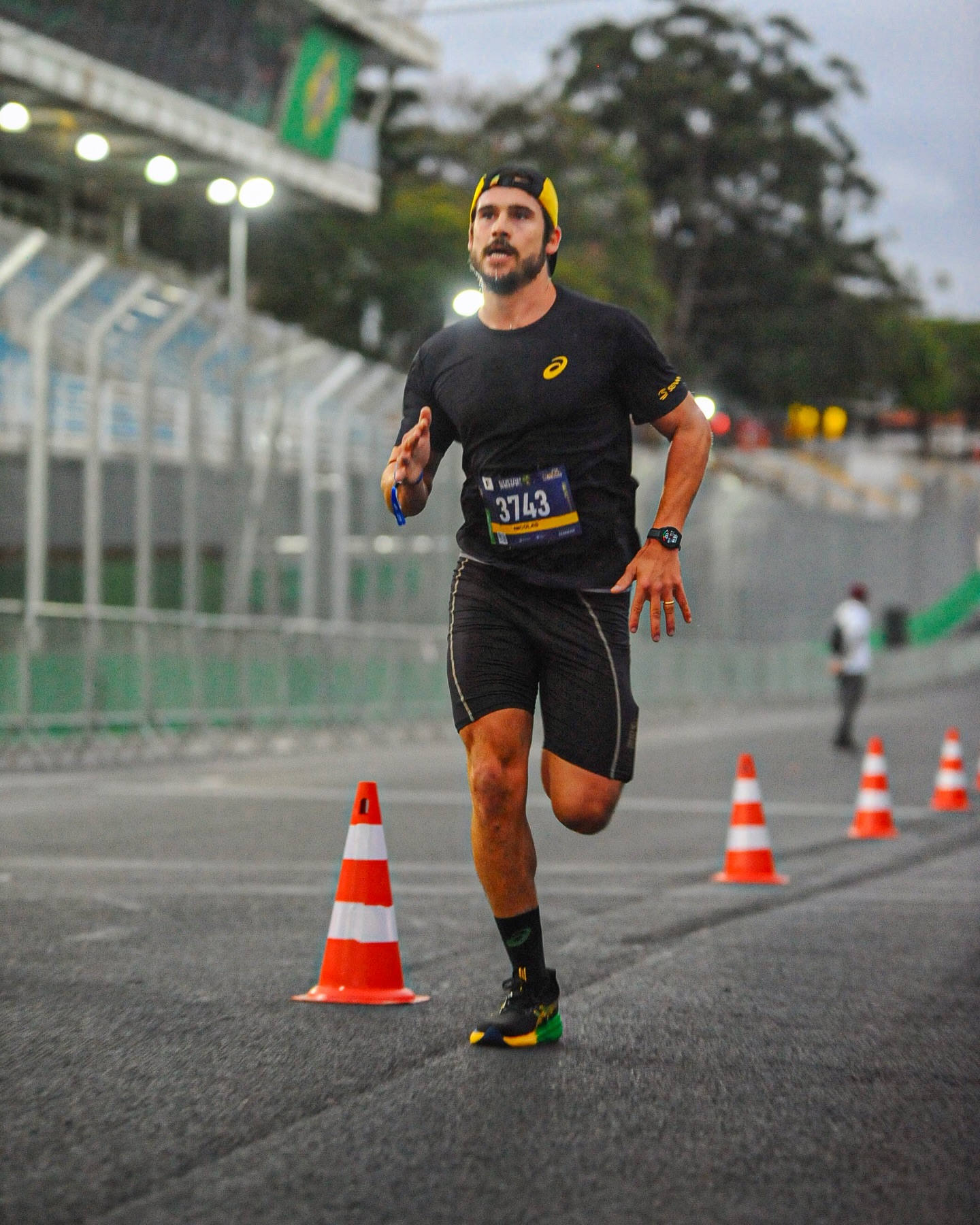 https://e.radikal.host/2025/06/23/nicolasprattes_1746175009193.jpg