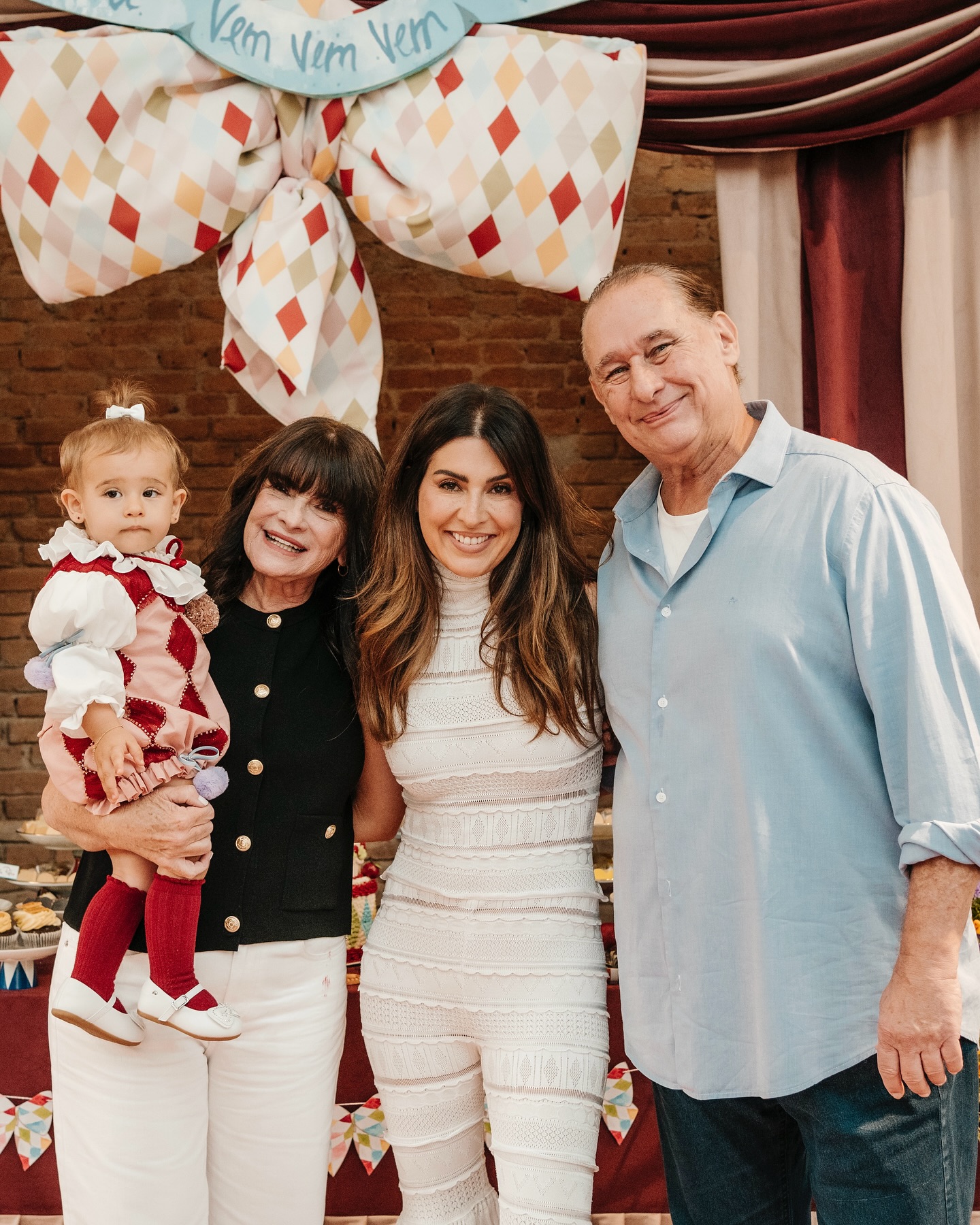 https://e.radikal.host/2025/06/24/FERNANDA-PAES-LEME-24.jpg