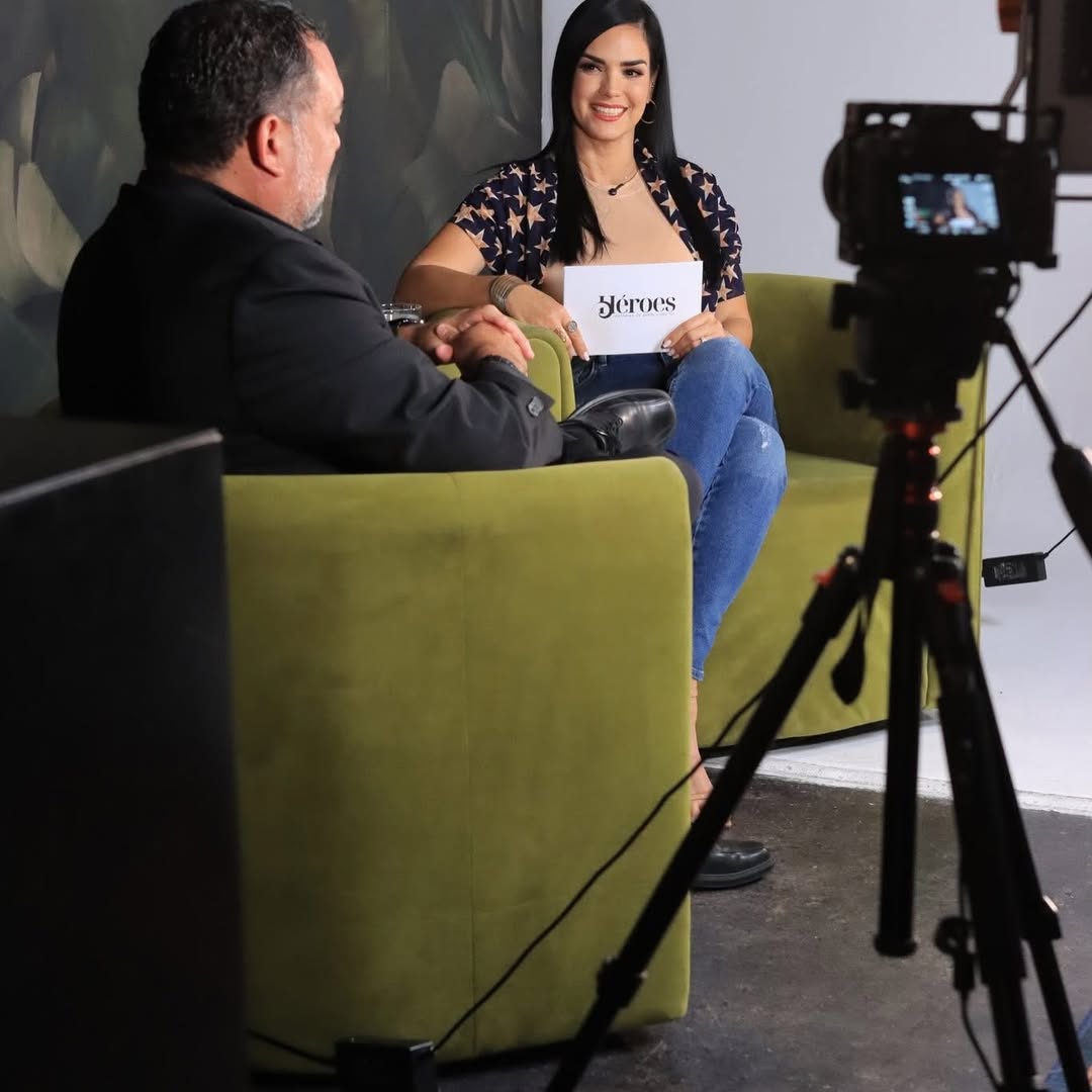 https://e.radikal.host/2025/06/28/Hace-unos-dias-me-entrevisto-la-actriz-modelo-y-conductora-Venezolana-Scarlet-Ortiz-ortizscarlet-Muchas-gracias-Scarlet-por-tu-tiempo-y-por-tu-hospitalidad.-La-entrevista-completa-sald0652875f1ce9daa8.jpg