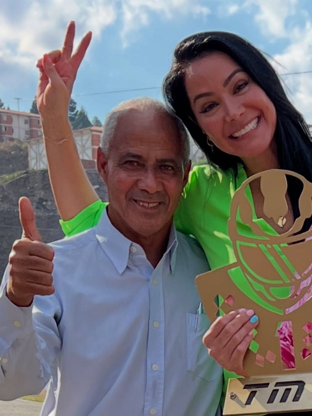 https://e.radikal.host/2025/06/28/SaveVid.Net_505506980_18510797809007813_4447566338046811219_n.jpg