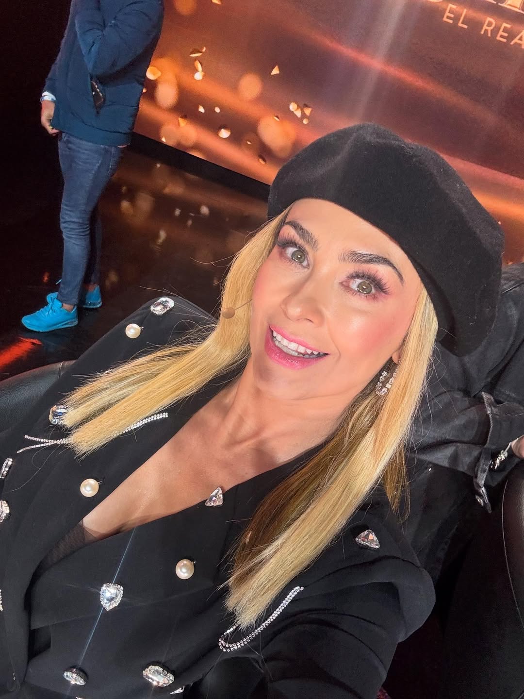 https://e.radikal.host/2025/07/05/SnapInsta.to_499272577_18511318858029418_412872319116908533_n.jpg