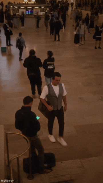 https://e.radikal.host/2025/07/06/9zi5eu-1.gif