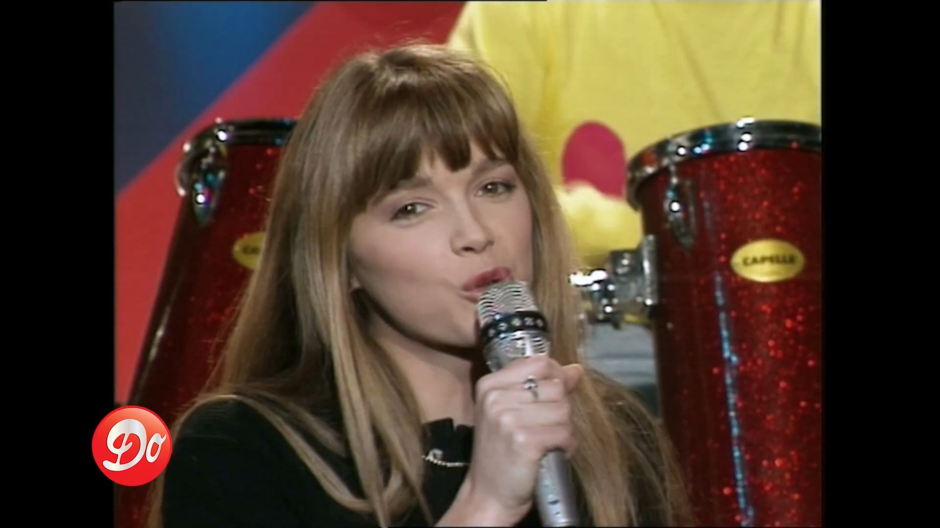 https://e.radikal.host/2025/07/18/HELENE---Dans-ses-grands-yeux-verts---CLUB-DOROTHEE-_-REPLAY.mp4_snapshot_00.59.419.jpg