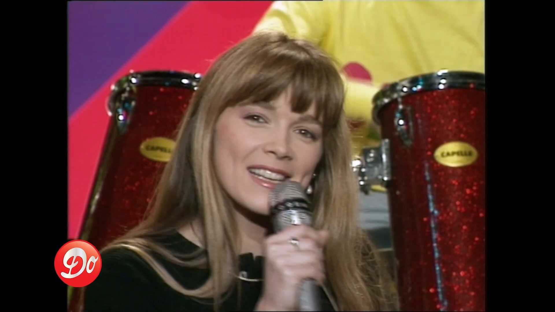 https://e.radikal.host/2025/07/18/HELENE---Dans-ses-grands-yeux-verts---CLUB-DOROTHEE-_-REPLAY.mp4_snapshot_01.01.155.jpg