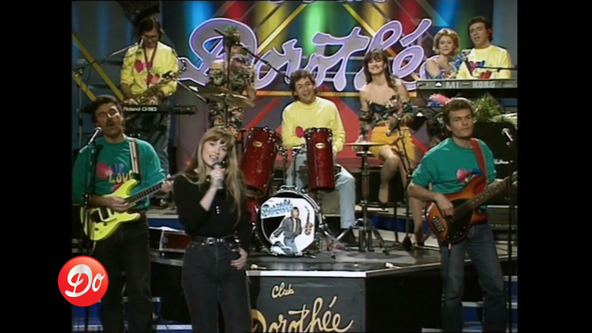 https://e.radikal.host/2025/07/18/HELENE---Dans-ses-grands-yeux-verts---CLUB-DOROTHEE-_-REPLAY.mp4_snapshot_01.19.857.jpg