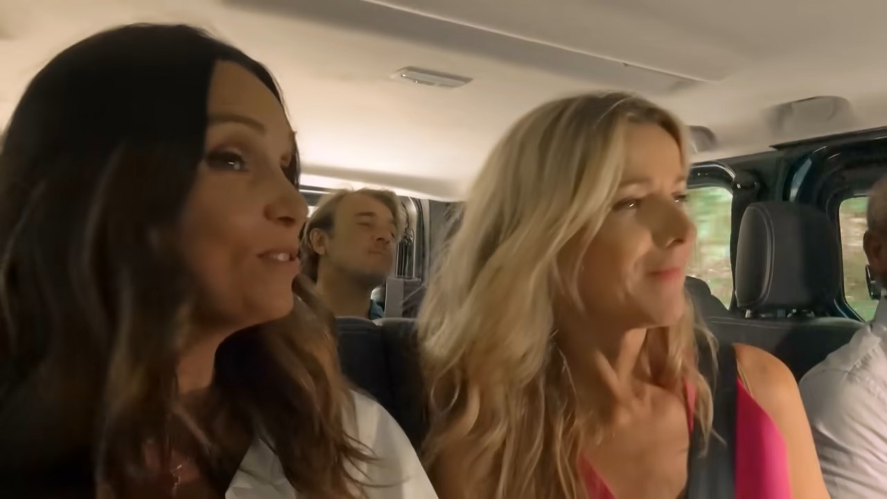 https://e.radikal.host/2025/07/22/HIlIne---Pour-lamour-dun-garZon-Clip.mp4_snapshot_00.20.912.jpg