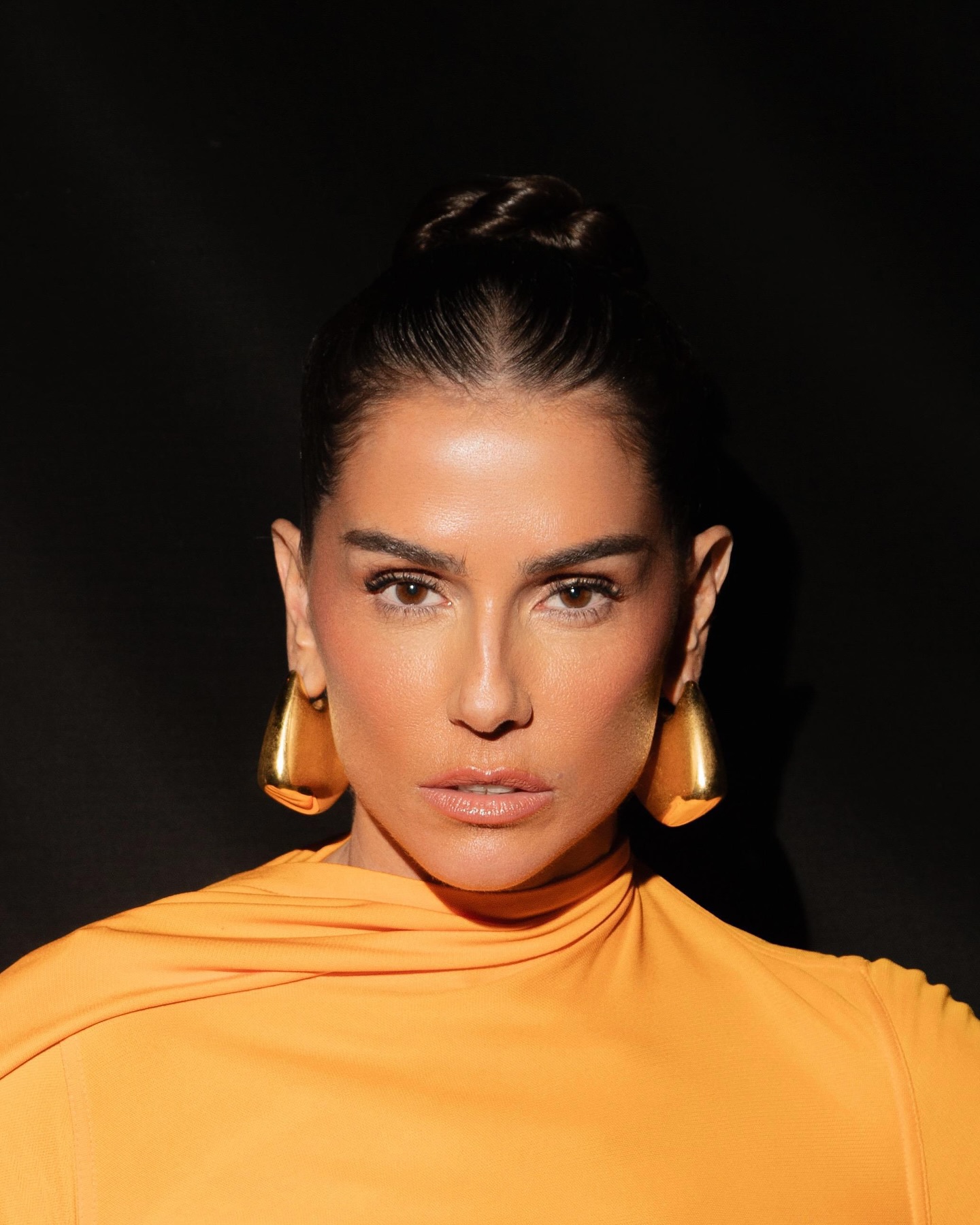 https://e.radikal.host/2025/08/07/DEBORA-SEKKO-9.jpg