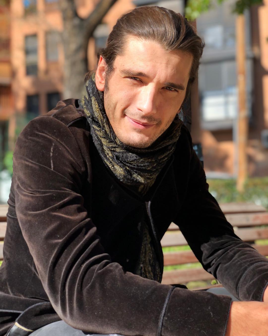 https://e.radikal.host/2025/08/07/yongonluna_43225044_572806776490972_1600470536339354027_n.jpg