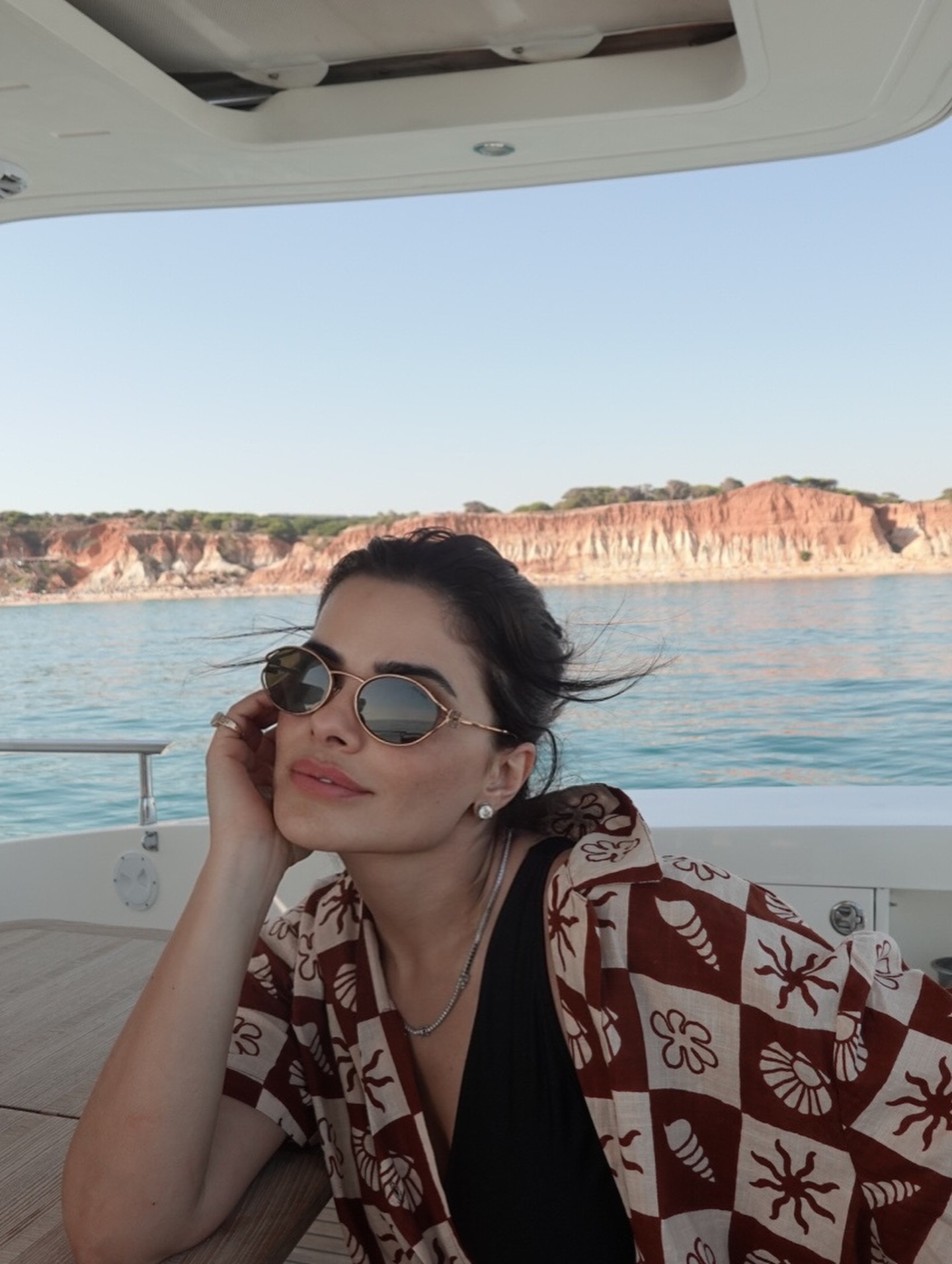 https://e.radikal.host/2025/08/08/VANESSA-DZAKOMO-8.jpg