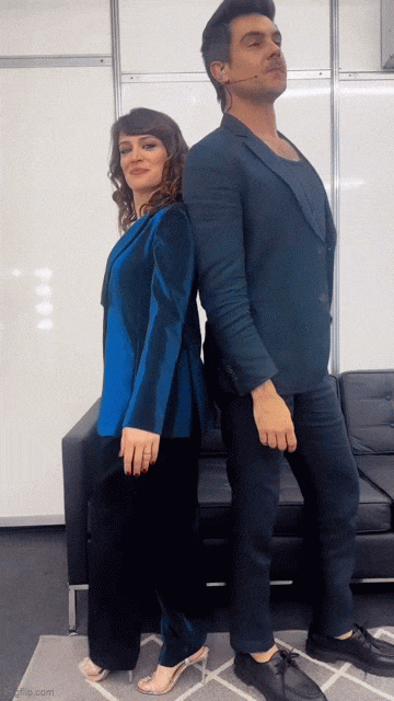 https://e.radikal.host/2025/08/11/a2t9t7-1.gif