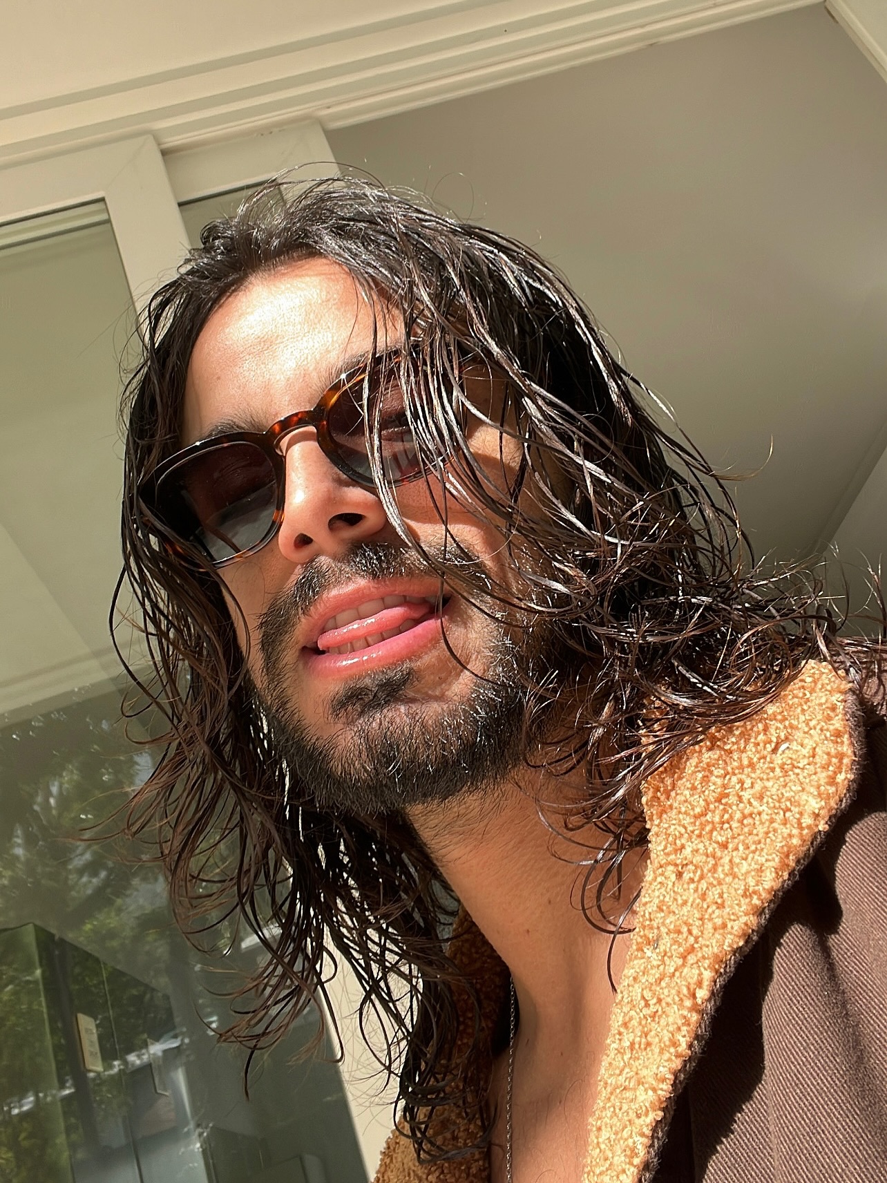 https://e.radikal.host/2025/08/15/RODRIGO-SIMAS-1.jpg
