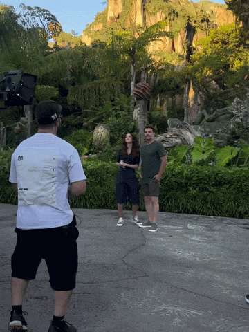 https://e.radikal.host/2025/08/17/a3chfw-1.gif