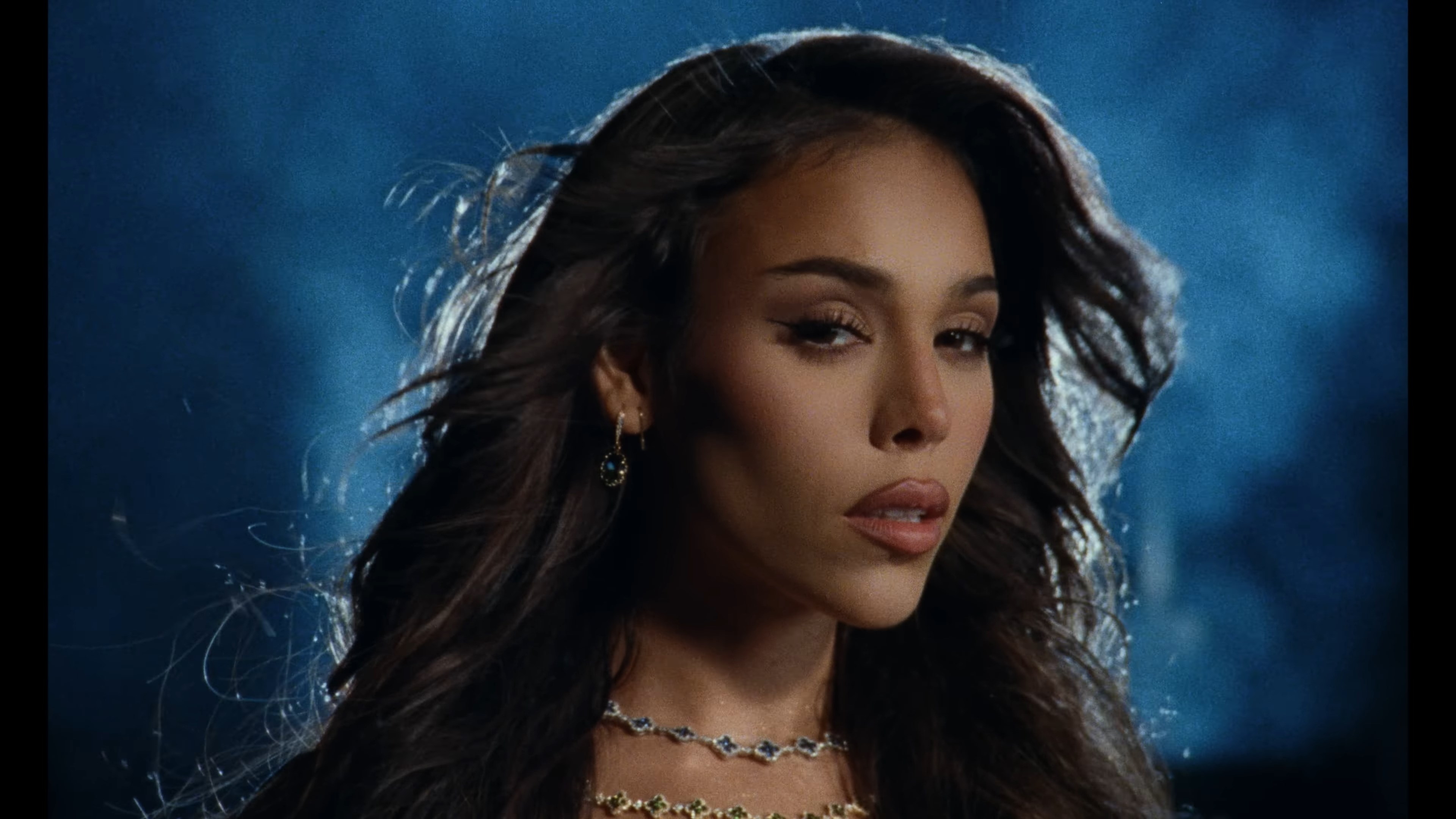 https://e.radikal.host/2025/08/18/videoplayback.webm_snapshot_02.11.187.jpg