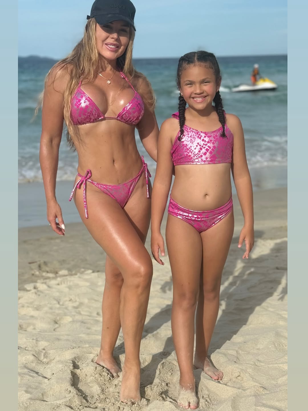 https://e.radikal.host/2025/08/19/SnapInsta.to_532474982_18525812179050326_4267363210745137064_n.jpg