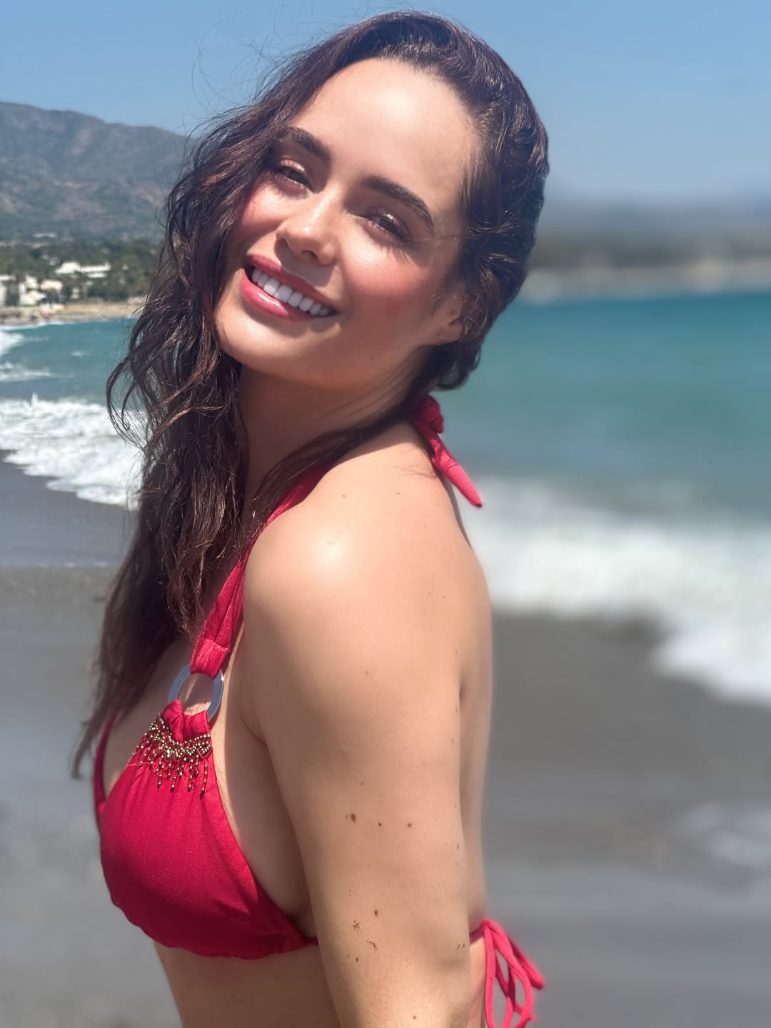 https://e.radikal.host/2025/08/19/SnapInsta.to_534760414_18542897725008169_276582038241091588_n.jpg