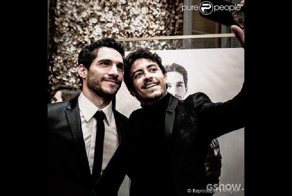 https://e.radikal.host/2025/08/21/226574-michel-noher-em-cena-com-jesuita-950x0-2.jpg