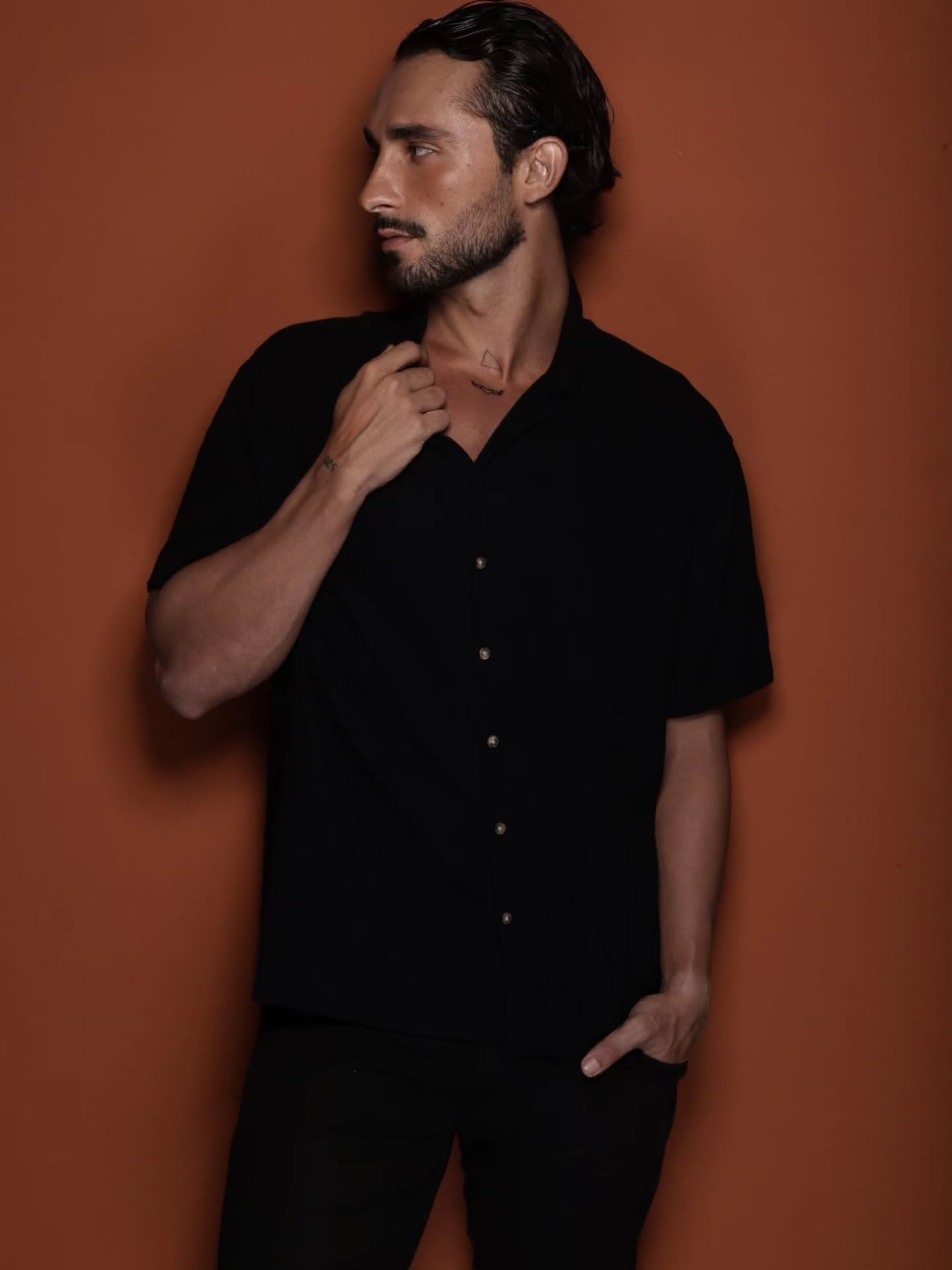 https://e.radikal.host/2025/08/24/GABRIEL-REIF-4.jpg