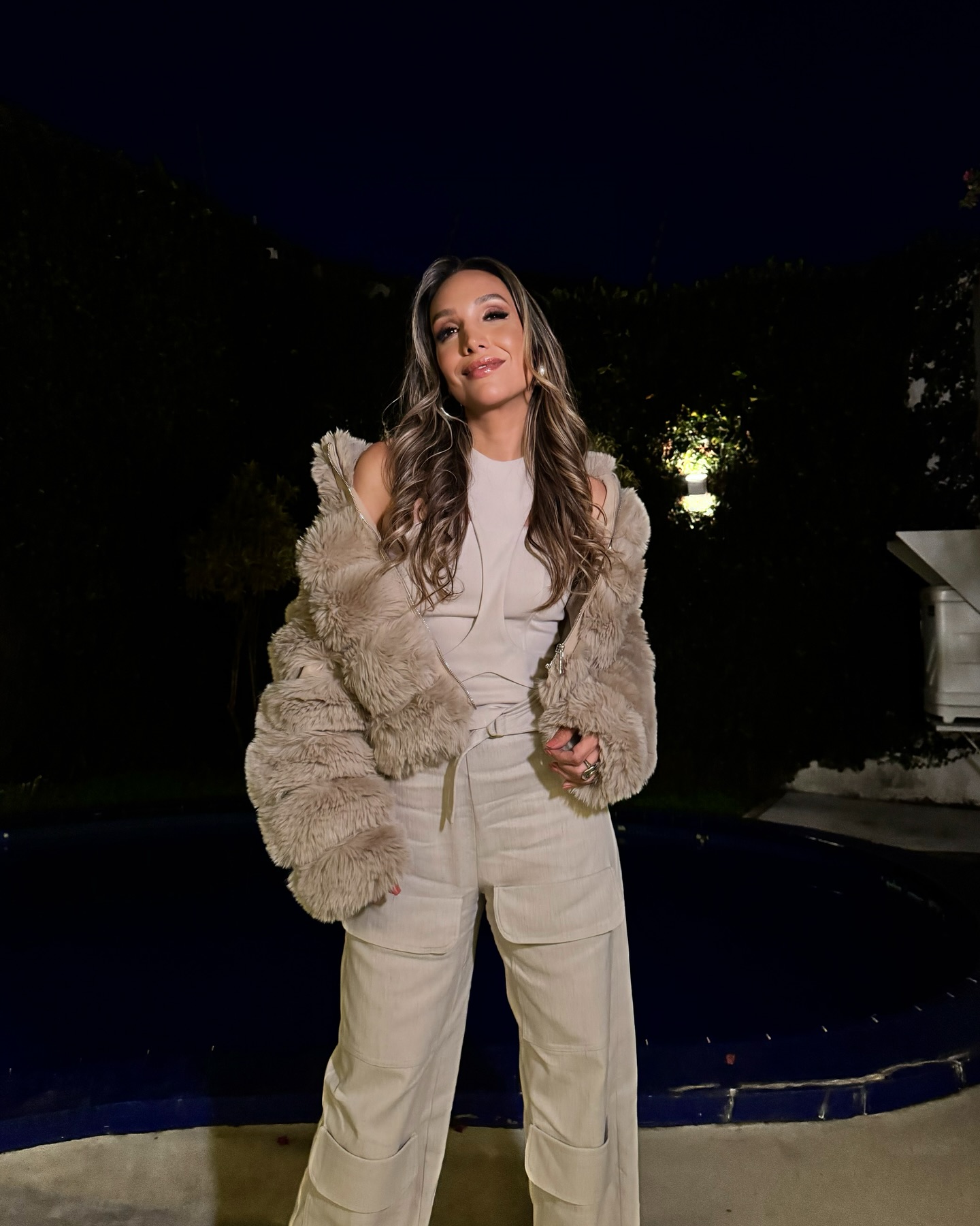 https://e.radikal.host/2025/08/24/maria_maya_1751839778956.jpg