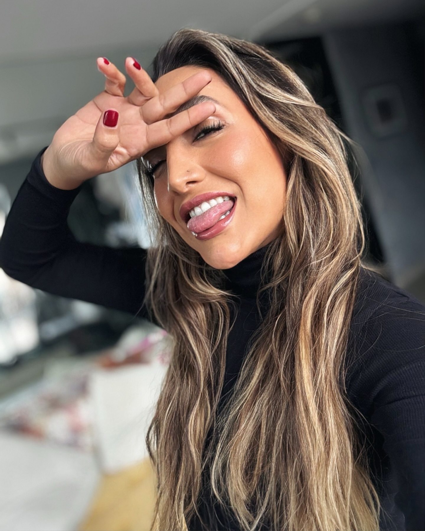 https://e.radikal.host/2025/08/24/maria_maya_1751839814186-1.jpg