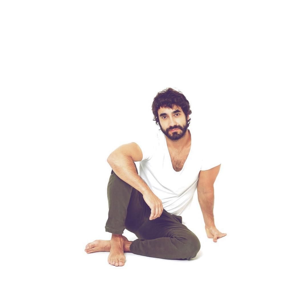 https://e.radikal.host/2025/08/25/yGEN_tWGpZGiIyEsNwJiNzJlbj-5geswOgV3krRUbH6ck8l8b2Nxtq7PUvmqZVzuhEoyWsf_nVWP3CsXCqn7ymFB.jpg