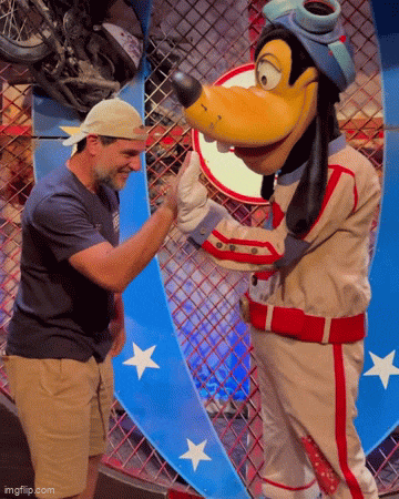 https://e.radikal.host/2025/08/26/5.gif