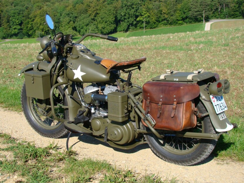 1701477743_sportishka-com-p-nemetskii-mototsikl-bmv-pinterest-84.jpg