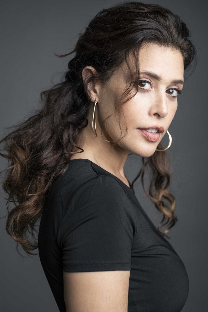 https://e.radikal.host/2025/08/27/angie-cepeda-1-683x1024.jpg