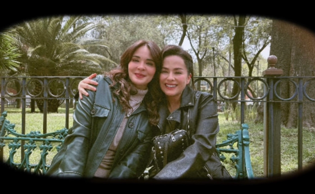https://e.radikal.host/2025/09/03/danna-garcia-adriana-louvier-1.webp