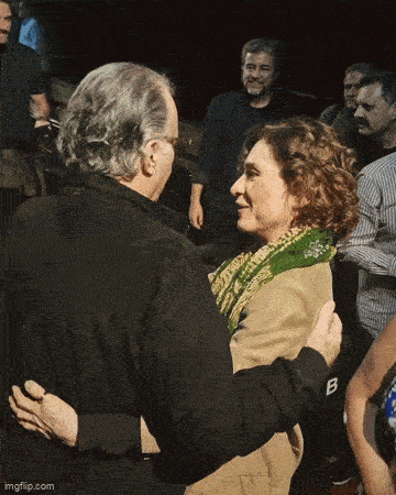 https://e.radikal.host/2025/09/20/a6nwlo1.gif