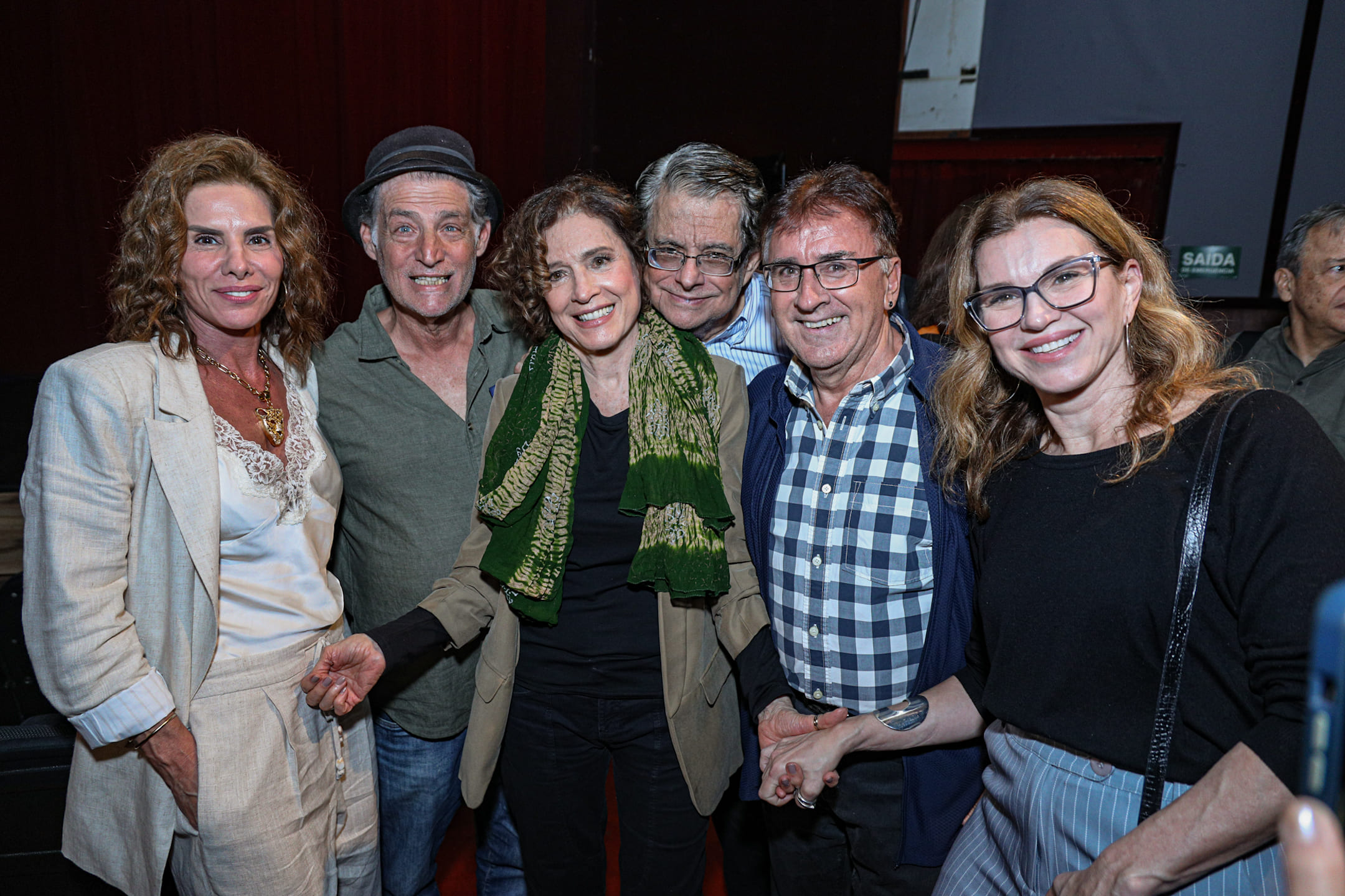 https://e.radikal.host/2025/09/20/helena-fernandes-giuseppe-natalia-do-vale-adriana-garambone-1.jpg