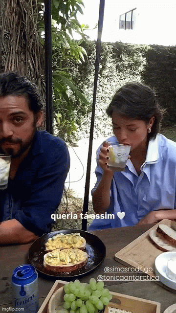 https://e.radikal.host/2025/09/29/a7l0ck-1.gif
