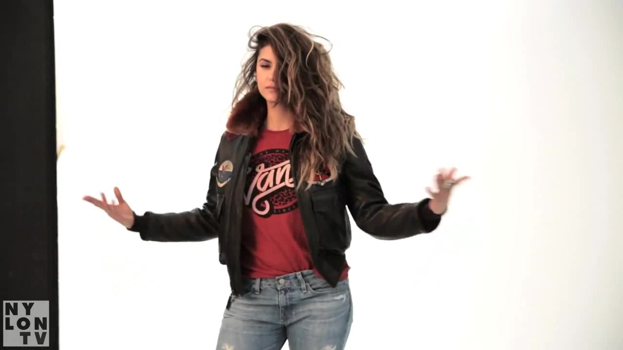 https://e.radikal.host/2025/10/08/NYLON_x_NINA_DOBREV_15.jpg