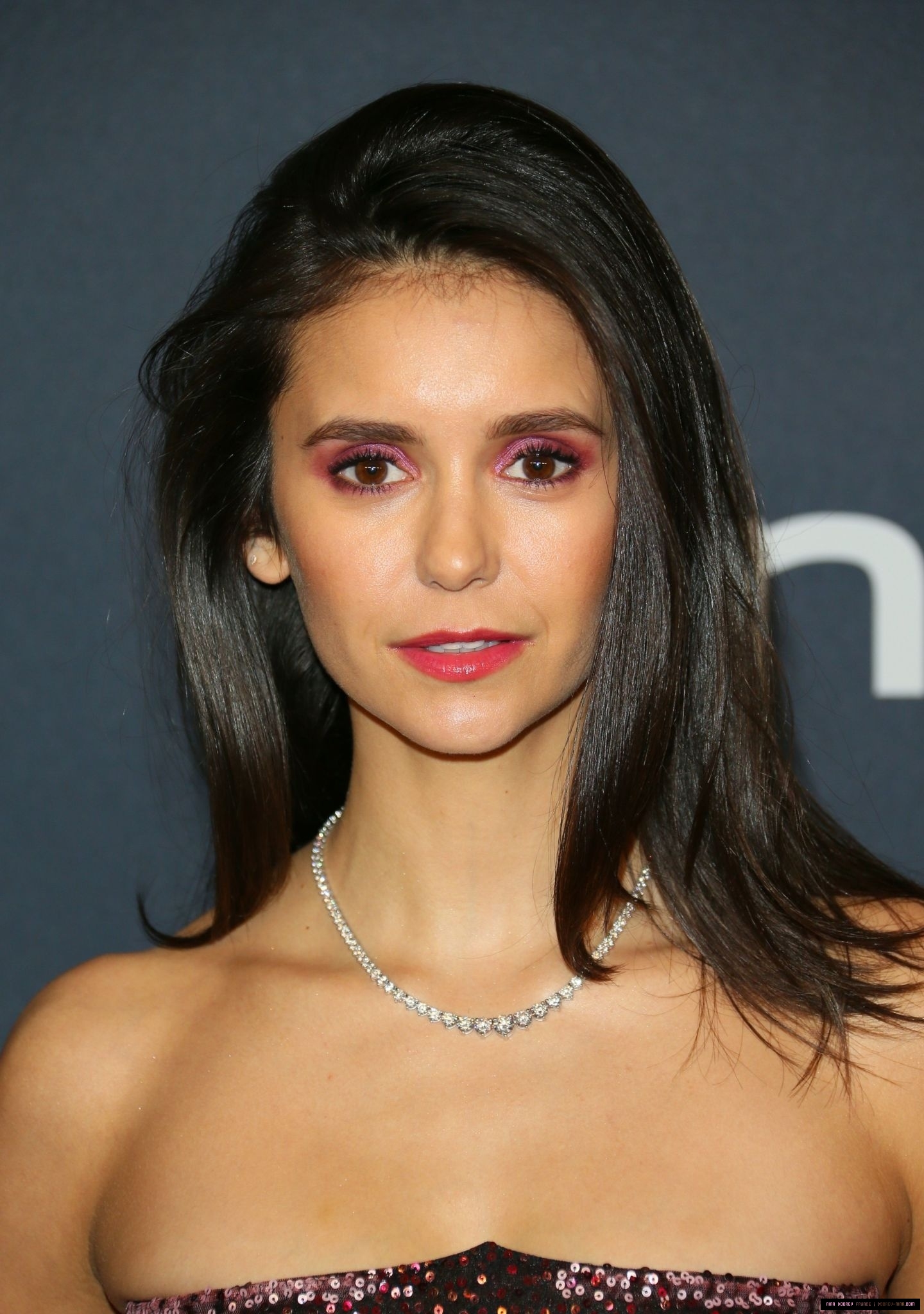 https://e.radikal.host/2025/10/28/nina_dobrev_france00925.jpg